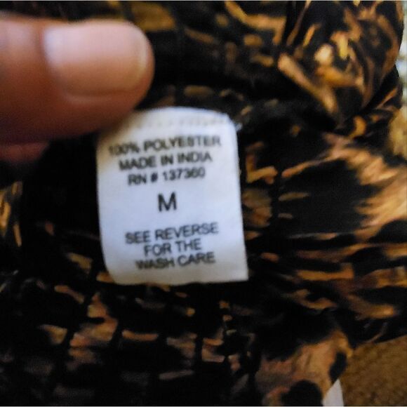 NWOT Sheer Leopard Print Blouse " Live 4 Truth" Size M - Picture 6 of 7